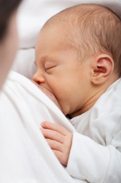 Allaitement : quand la jeune maman veut ... et que ça ne fonctionne pas bien !, Châteaubourg, Julie Allemand